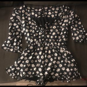 Abercrombie tie front floral romper